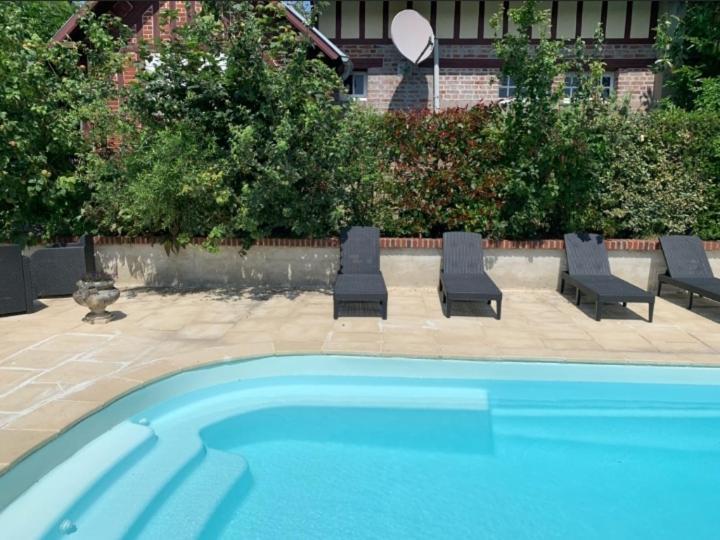 Chambres D'Hotes Les Roches Noires Trouville-sur-Mer Exterior foto
